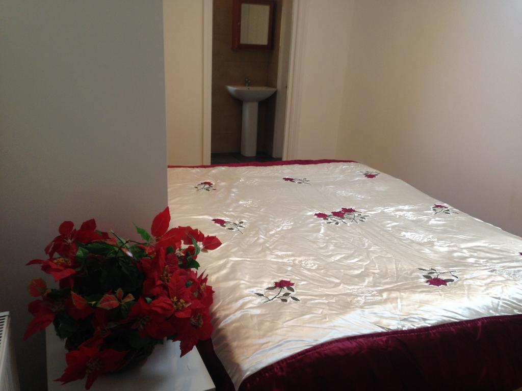 Arsenal 123 Close To Emirates Stadium Direct Eurostar Heathrow-3 Apartments Here London Exterior photo