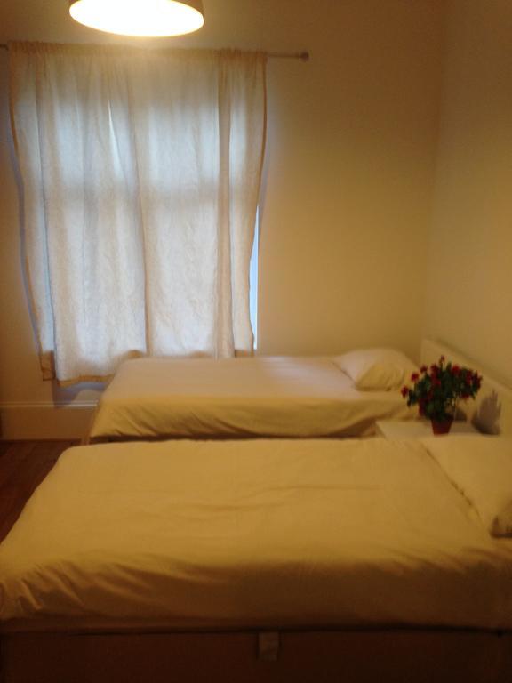 Arsenal 123 Close To Emirates Stadium Direct Eurostar Heathrow-3 Apartments Here London Exterior photo