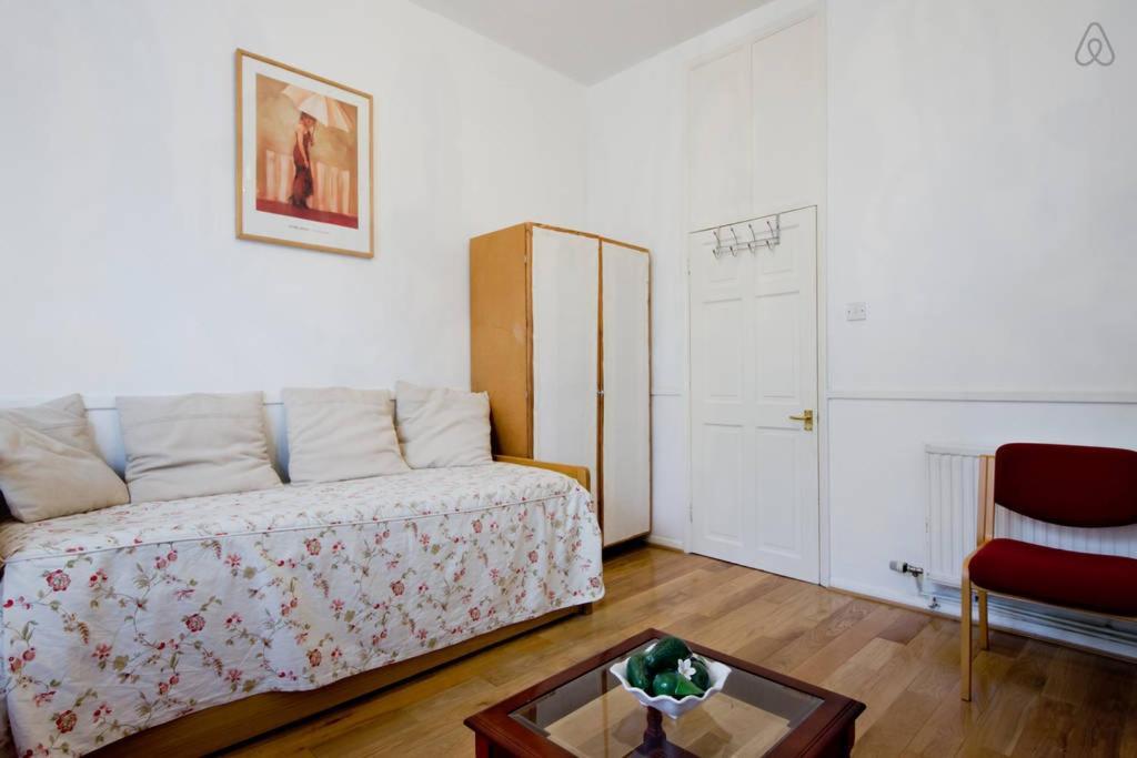 Arsenal 123 Close To Emirates Stadium Direct Eurostar Heathrow-3 Apartments Here London Exterior photo